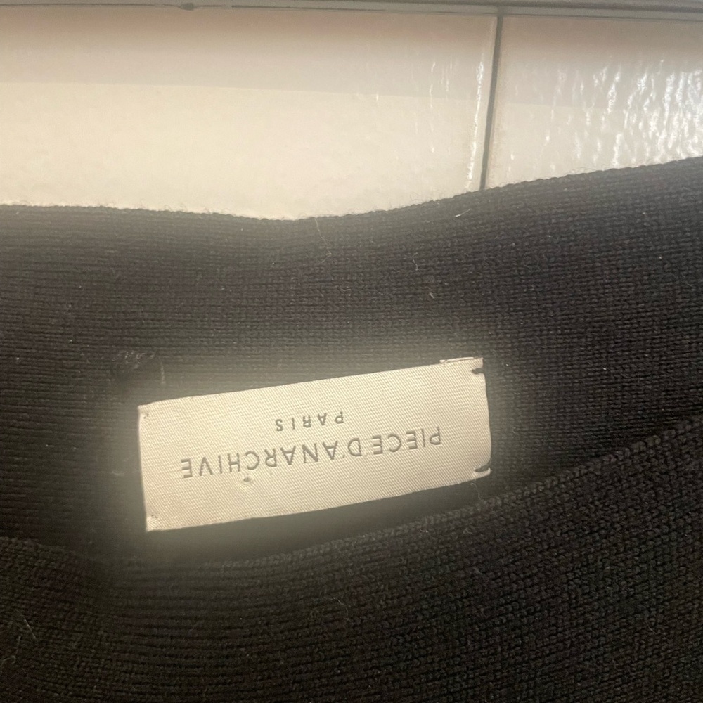 Piece D’anarchive black shirt